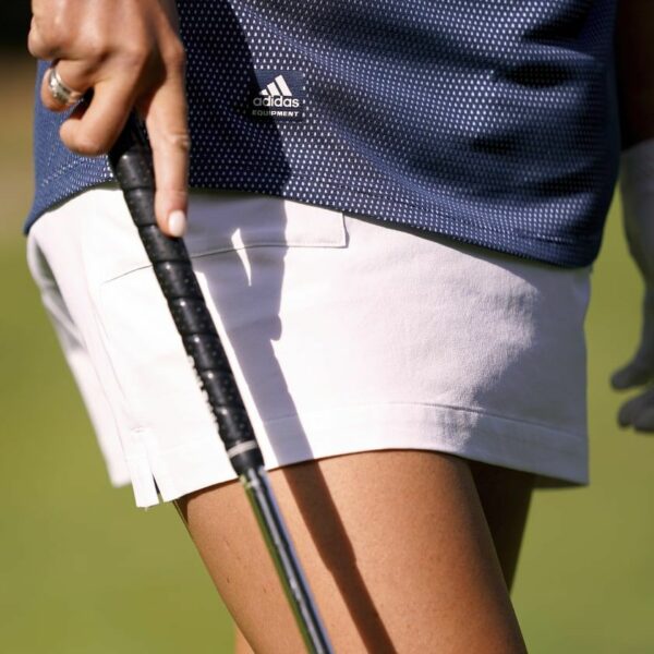 jupe Short Adidas Go To Commuter Primegreen blanche jupe Short Adidas Go To Commuter Primegreen blanche